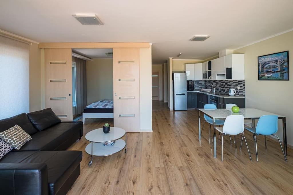 Hedon Brewery Apartments - 200 Meter To The Beach Balatonvilágos Dış mekan fotoğraf