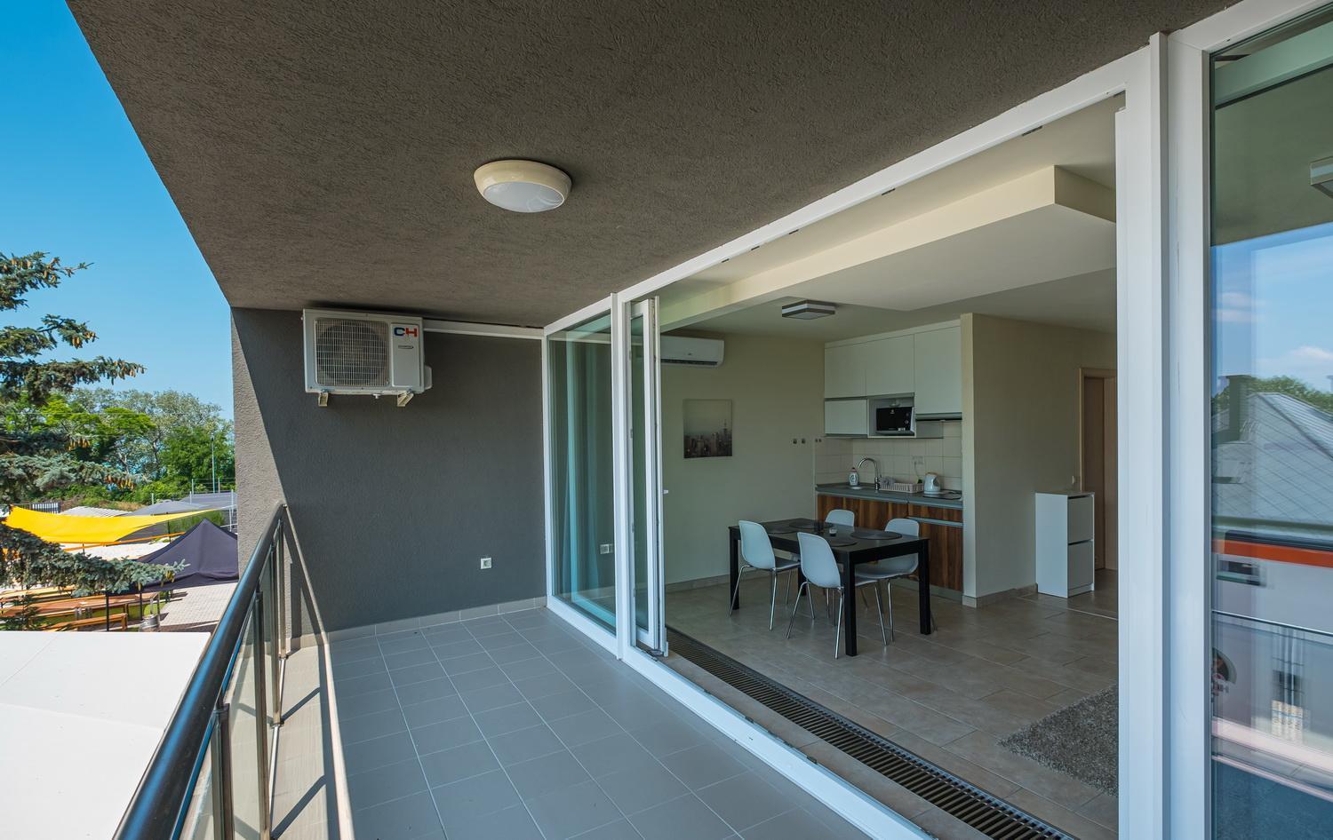 Hedon Brewery Apartments - 200 Meter To The Beach Balatonvilágos Dış mekan fotoğraf